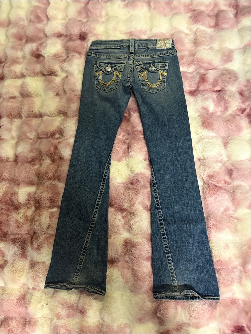 Women’s True Religion Bootcut Jeans with Embroidered Back Pockets size 26